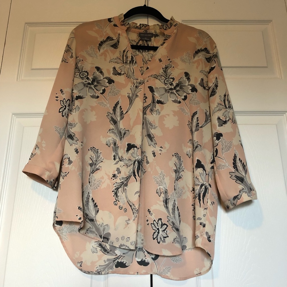 Van Heusen Woman’s Top 💕